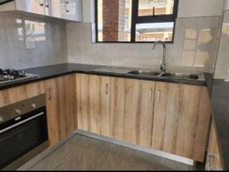 REAL ESTATE SERVICES WELCOMES YOU TO A NEW LISTING  - Photo 2