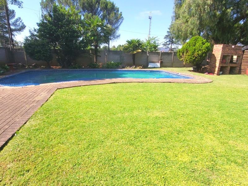 3 Bedroom Family Home for Sale in Vanderbijlpark SW2 - Photo 3