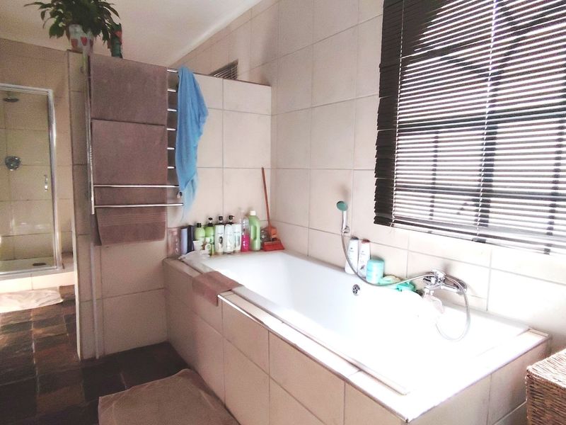 Prime Income-Generating Smallholding. - Photo 10