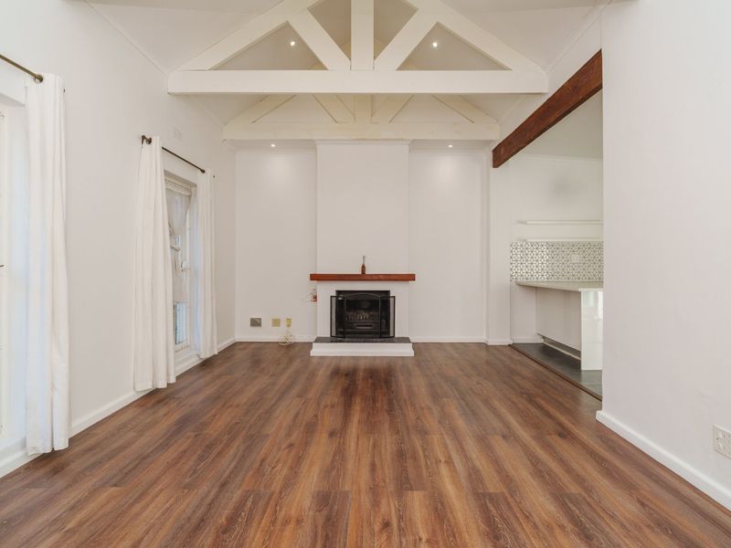 Comfortable Upper Wynberg Living | 3 Beds, Open-Plan - Photo 5