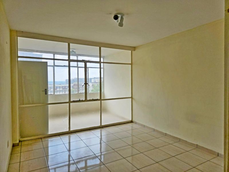 Lovely 1.5 Bedroom Apartment – Ready to Invest or Move In - Photo 8