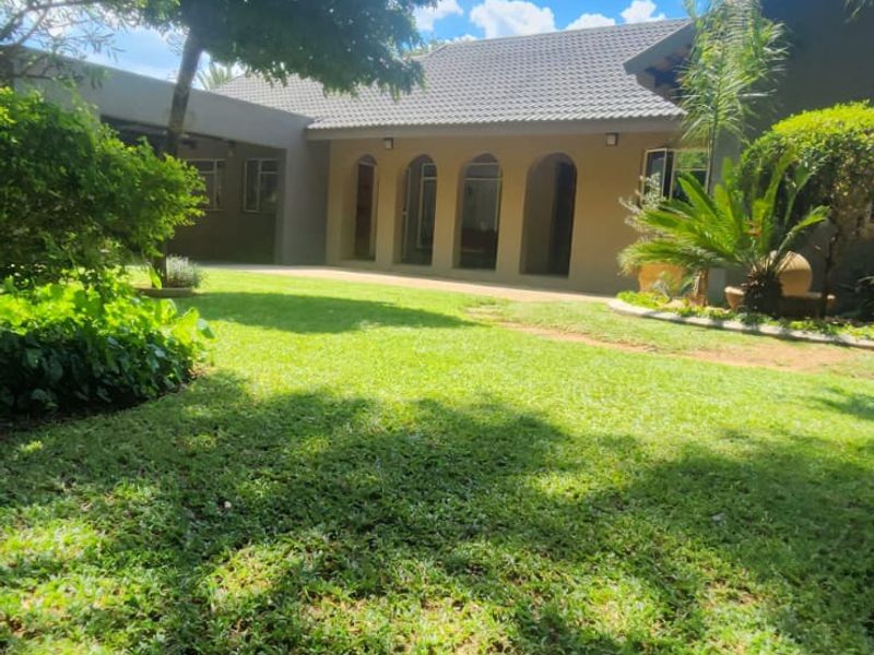Phenomenal Home with additional income opportunity,   - Photo 4