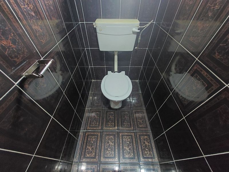 Large Home for Sale in Stanger - Photo 5