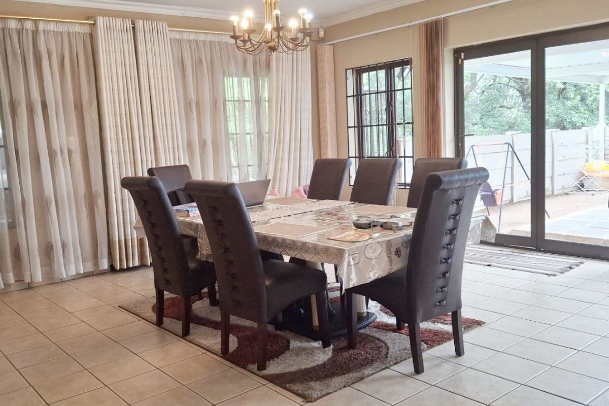 Secure and Private Home in Kloof - Photo 4