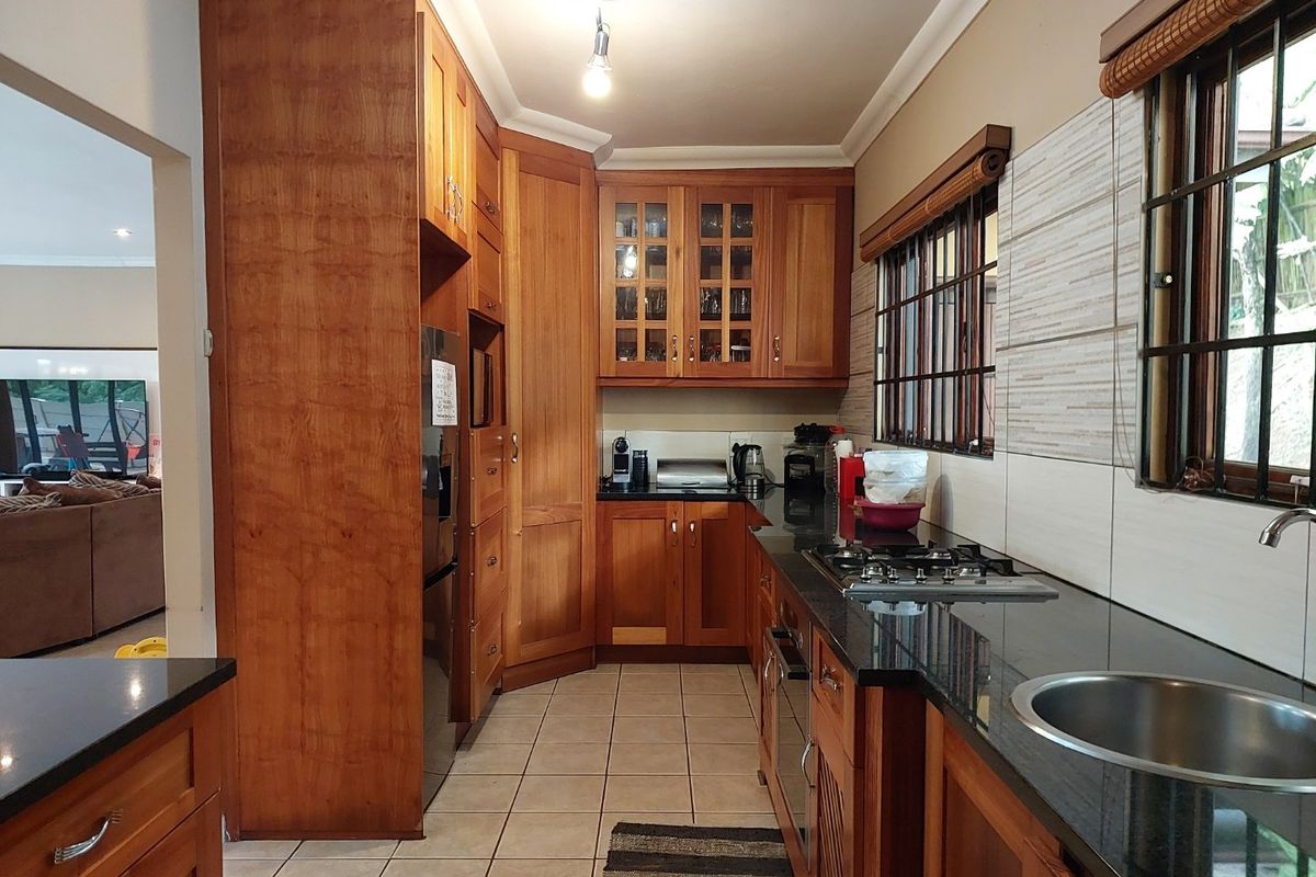 Secure and Private Home in Kloof - Photo 3