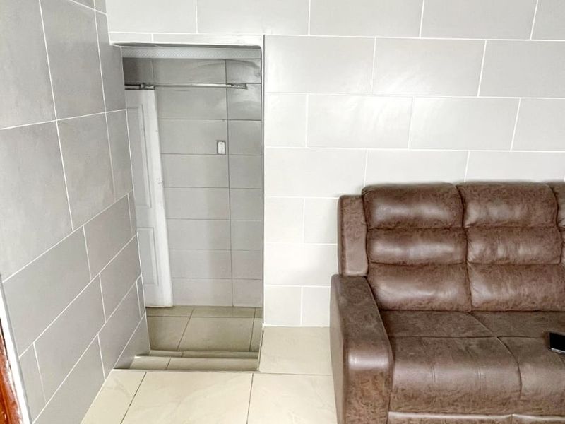 2 Bedroom House for Sale in Mdantsane - Photo 10