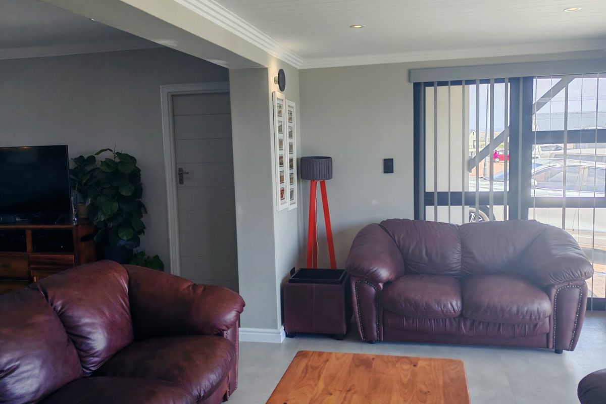 Stylish Hartenbos Duplex Near River and Ocean - Photo 5