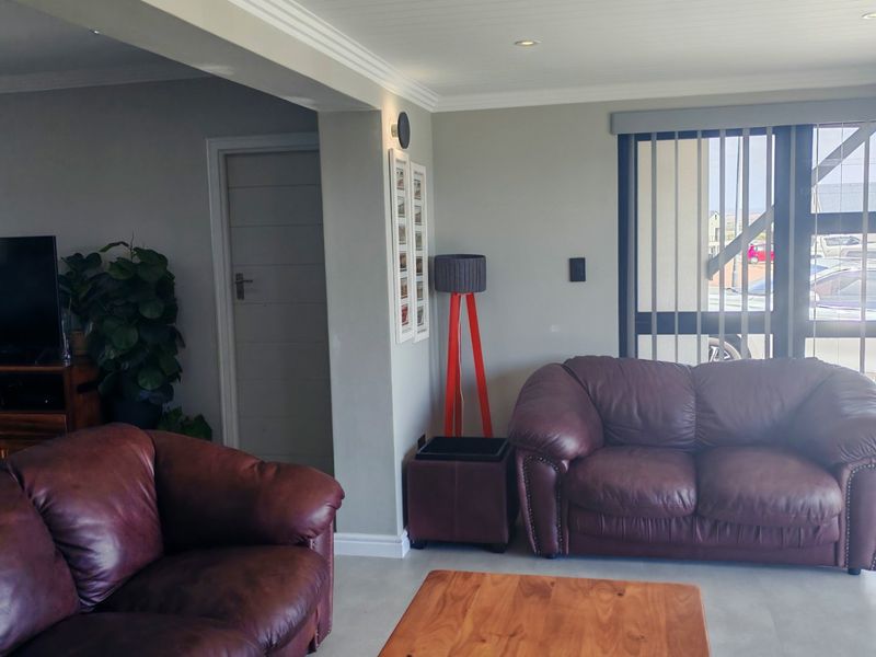 Stylish Hartenbos Duplex Near River and Ocean - Photo 5