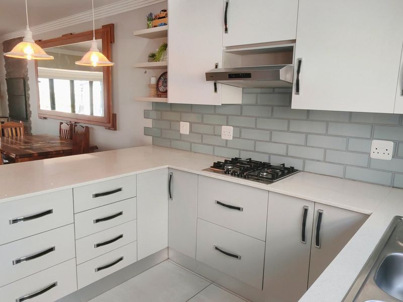 Stylish Hartenbos Duplex Near River and Ocean - Photo 10