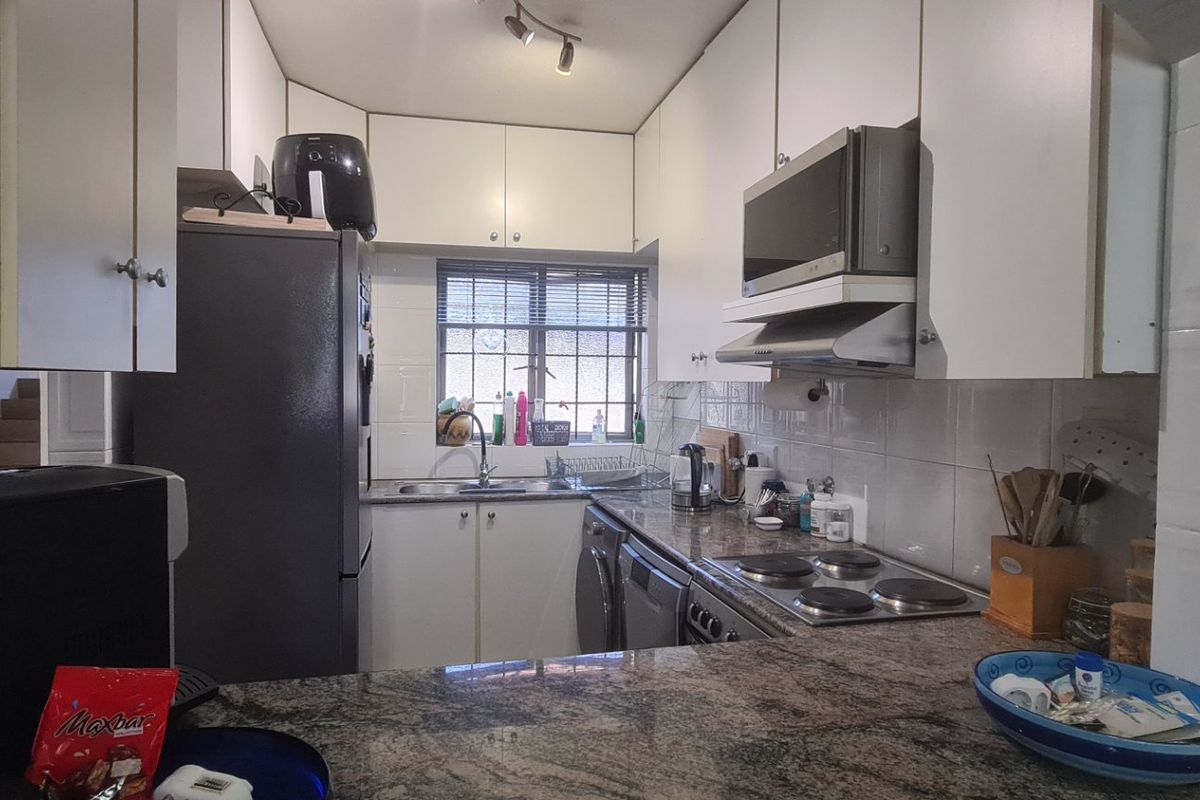 2 bed ground floor apartment for sale in Morningside, Sandton - Photo 4