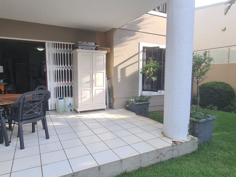 2 bed ground floor apartment for sale in Morningside, Sandton - Photo 10