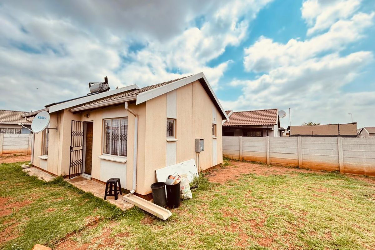Affordable 2-Bedroom Gem in Sky City – Your Perfect Starter Home! - Photo 5