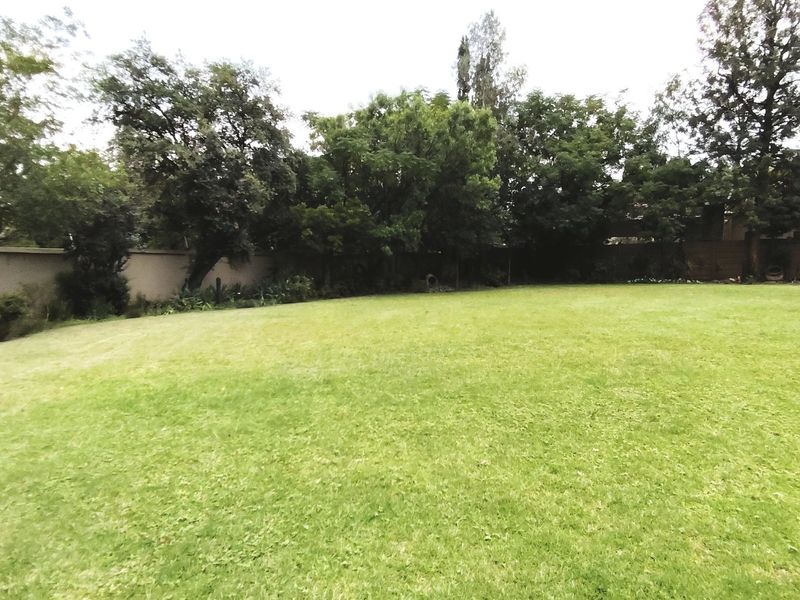 Exceptional Family Home with Multiple Living Areas in SW 5 - Photo 6