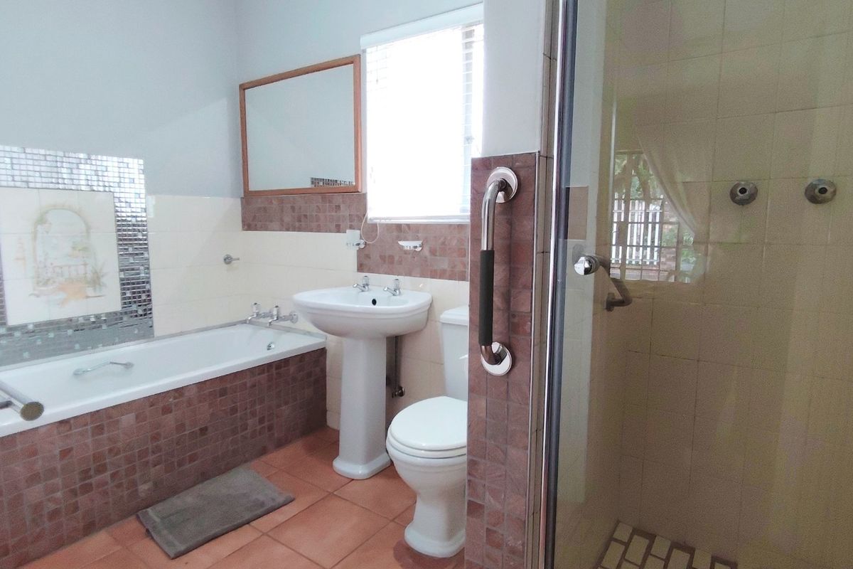 Elegant 6-Bedroom home for Sale in SE3 - Photo 5