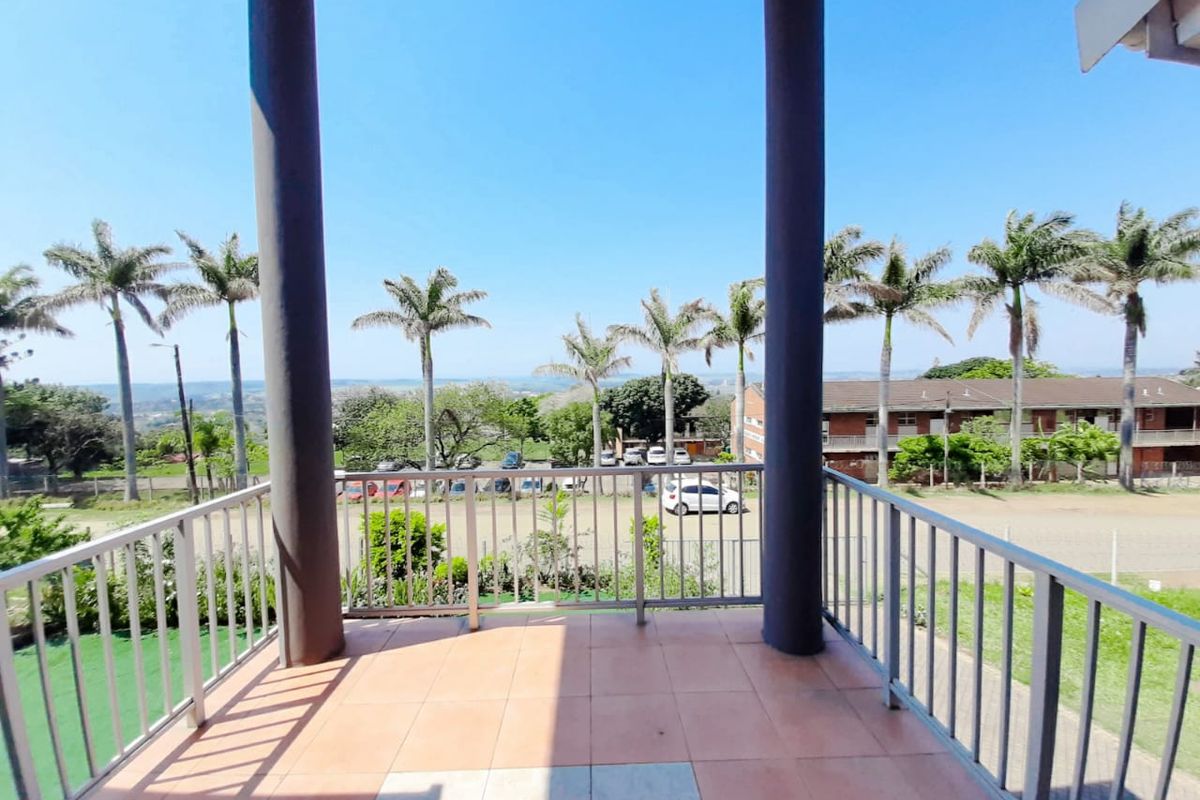 Well-Positioned 3-Bedroom Apartment To Let in Stanger Heights - Photo 5