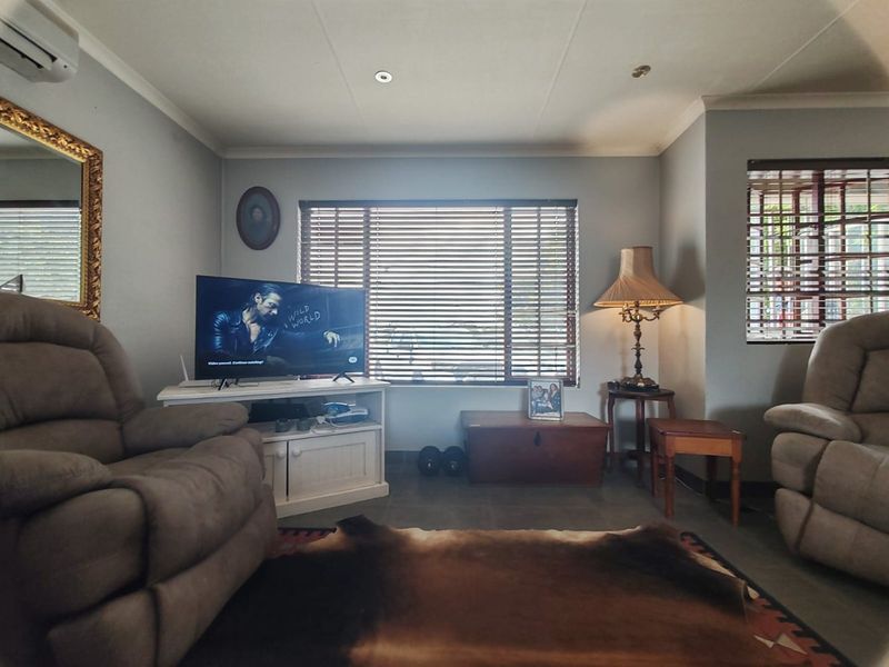 High-Visibility Property with Exceptional Work From Home & Income Potential - Photo 8