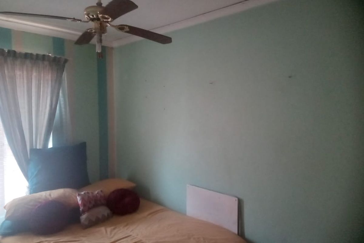 Perfect Starter Home or Investment Opportunity - Photo 5