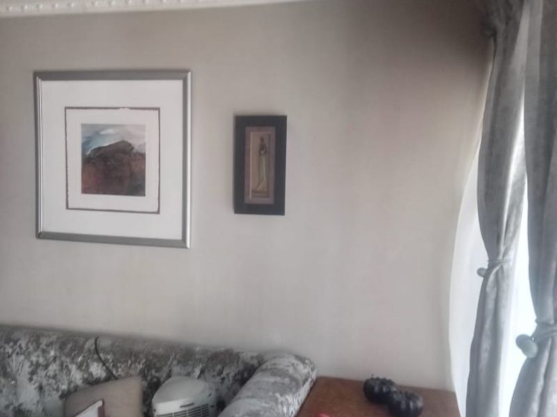 Perfect Starter Home or Investment Opportunity - Photo 4