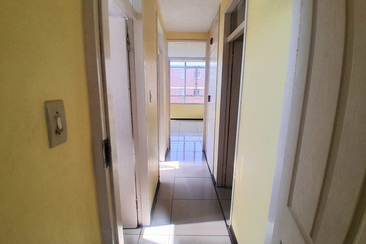 3 Bed 1 bath apartment property for sale in Muckleneuk,Pretoria - Photo 5
