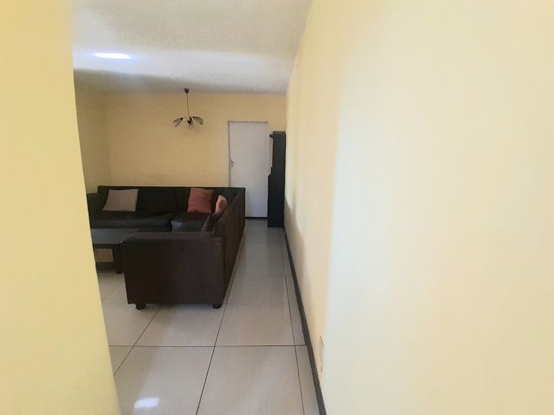 3 Bed 1 bath apartment property for sale in Muckleneuk,Pretoria - Photo 4