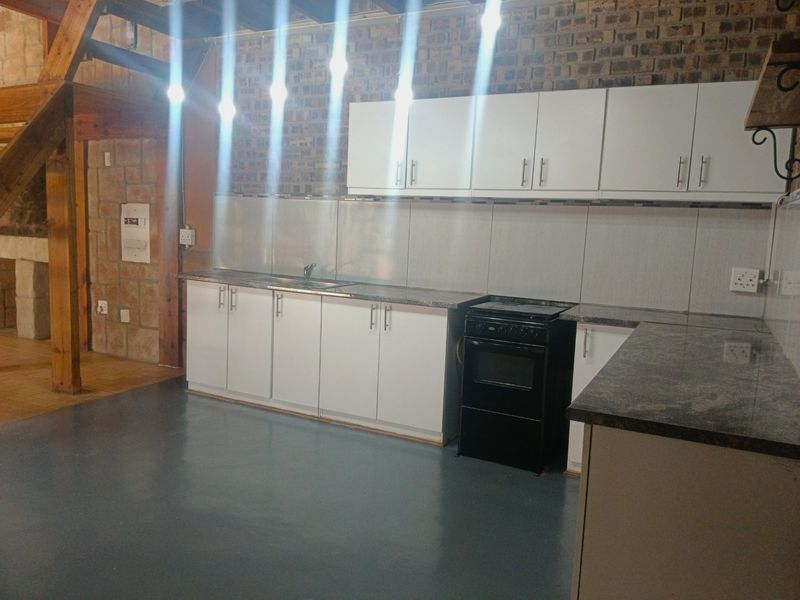 Rated "PG" - Perfectly Grand! - Photo 5