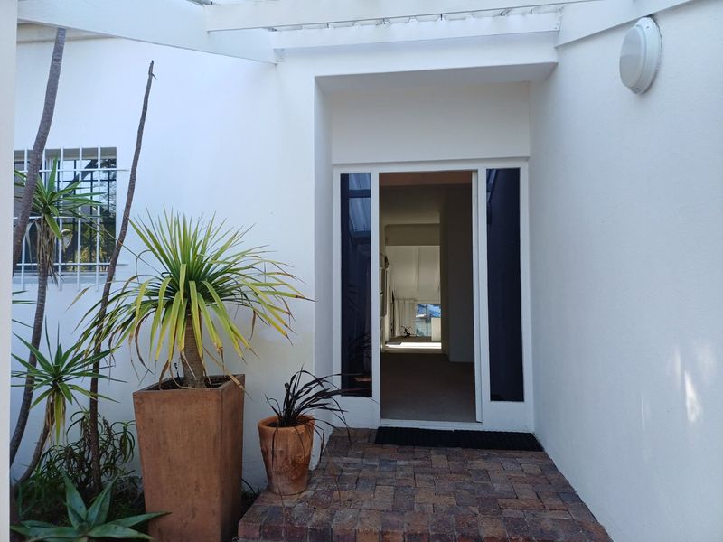 ESCAPE TO THESE TRANQUIL WATERWAYS OF MARINA DA GAMA - Photo 4