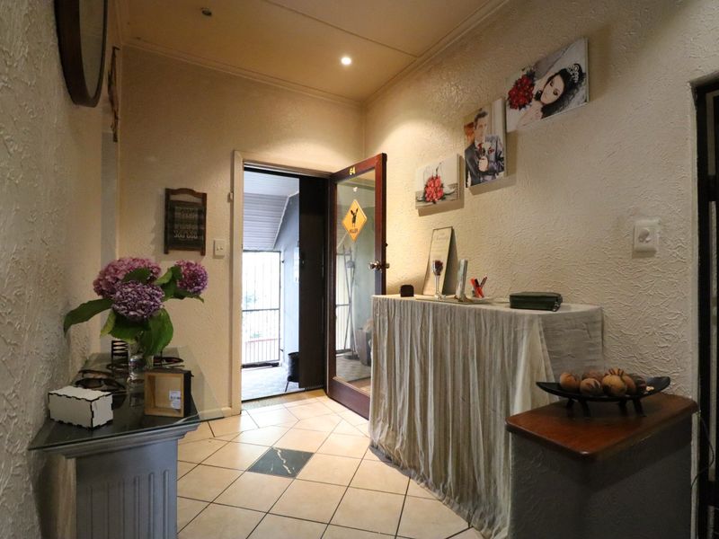 Rare Opportunity in Upper Mount Road  - Photo 4