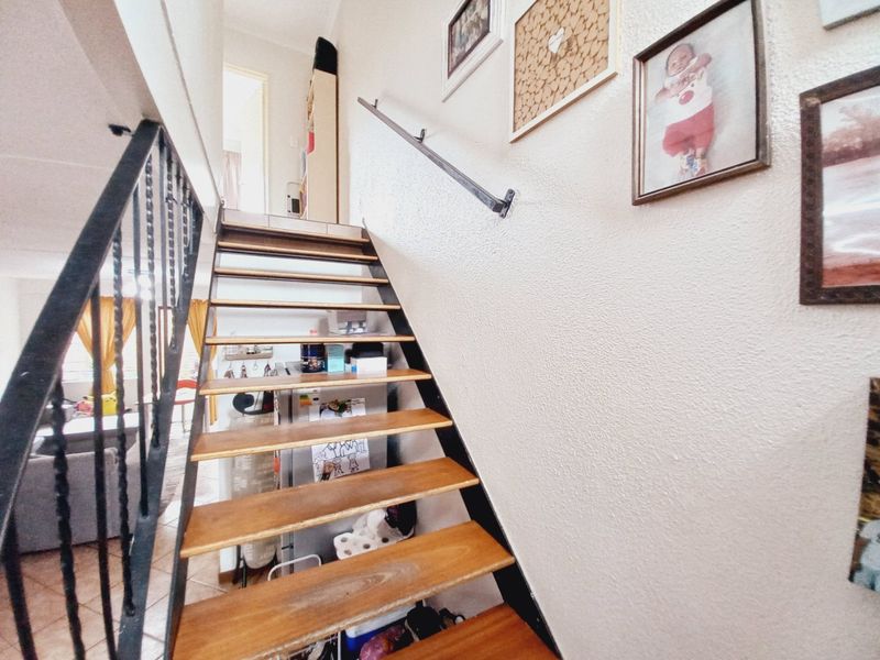 Charming 2-Bedroom Duplex Offering Private Garden Living in a Secure Complex - Photo 8