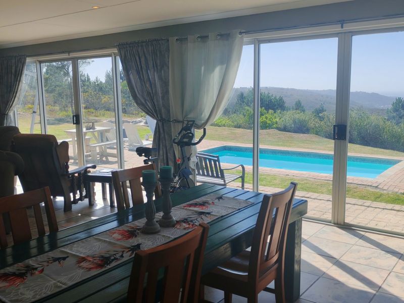 Unbeatable views define surrounded by beautiful country living  - Photo 1