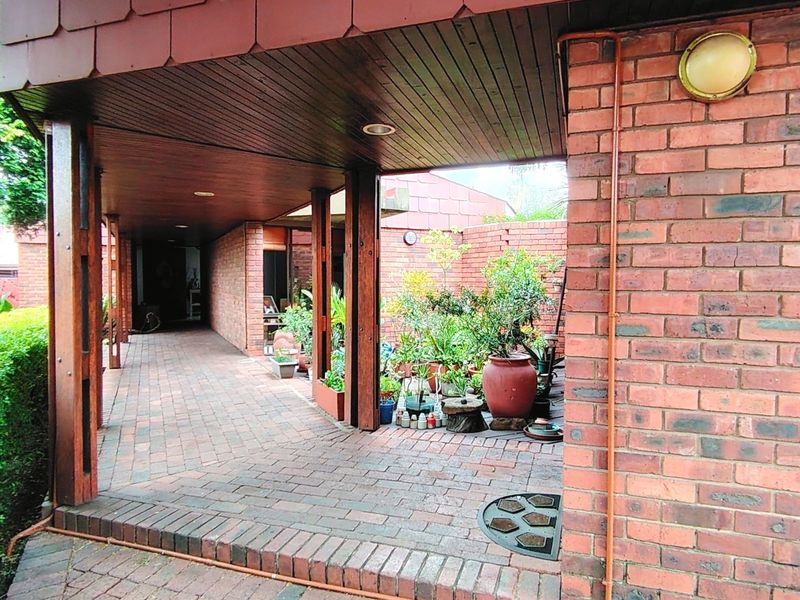 Charming Family Home with Exceptional features in SE3 - Photo 2