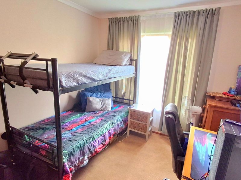 3-Bedroom, 2-Bathroom Townhouse Located in a Popular Security Complex in Vaalpark - Photo 10