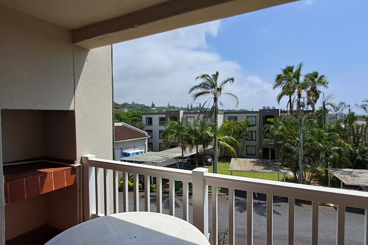 2 Bedroom Furnished Unit with Sea Views in Laguna La Crete: Ideal Investment Opportunity - Photo 2