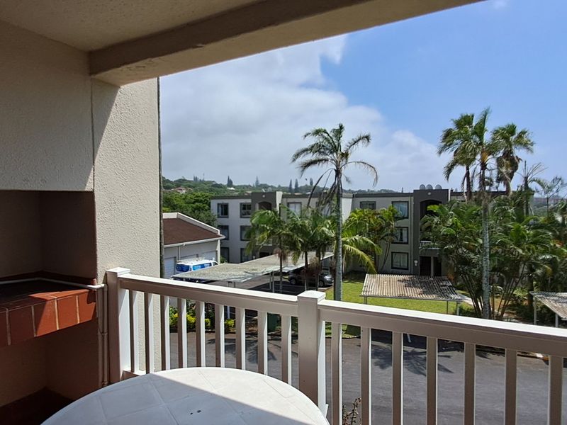 2 Bedroom Furnished Unit with Sea Views in Laguna La Crete: Ideal Investment Opportunity - Photo 2