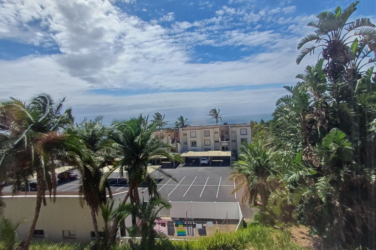 2 Bed 2 Bath unit with direct access to Uvongo Beach! - Photo 3