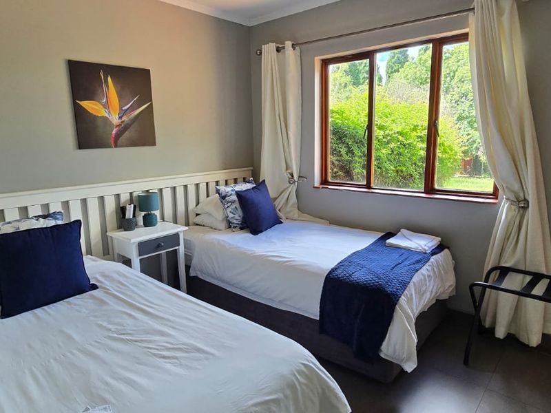 Newly Renovated Unit, Lock up And Go - Photo 6