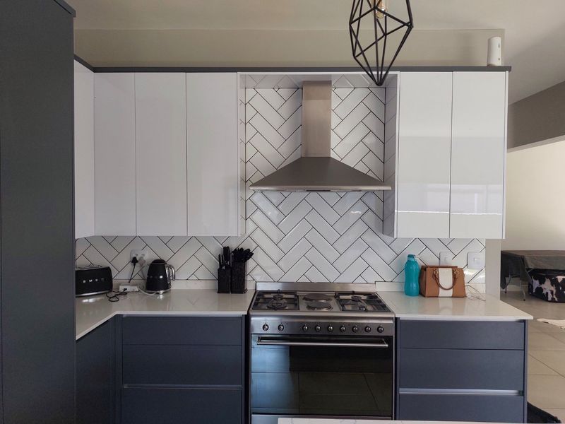 3 BEDROOM HOME IN OLIVEWOOD ESTATE - Photo 7