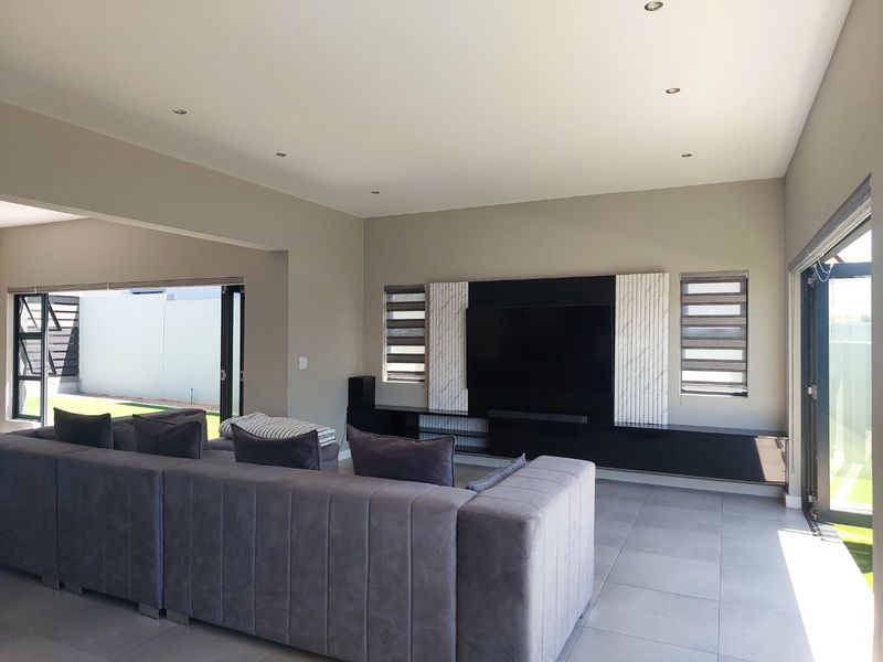 3 BEDROOM HOME IN OLIVEWOOD ESTATE - Photo 5