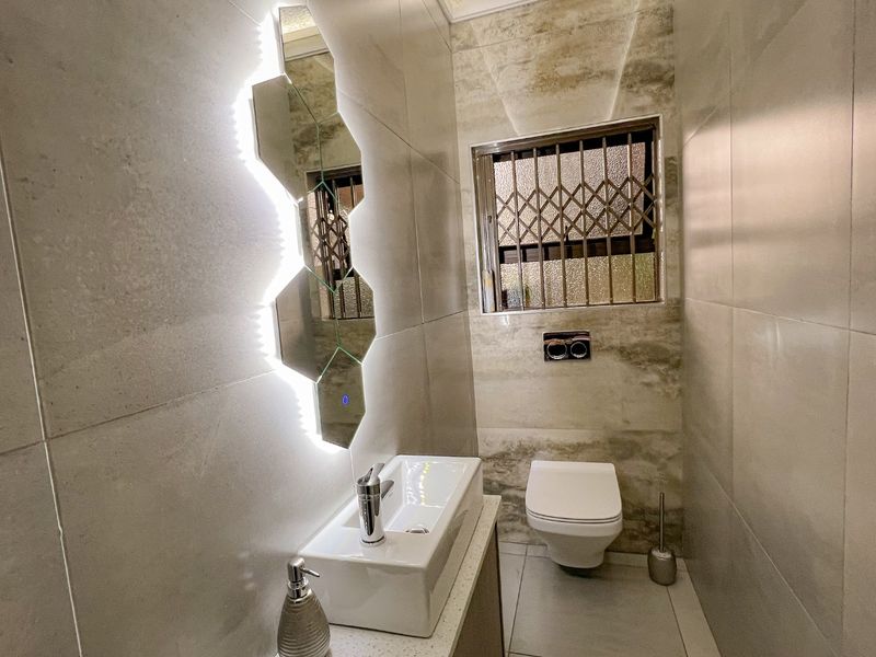 3 Bedroom family Home to Rent in Gated Complex - Photo 4