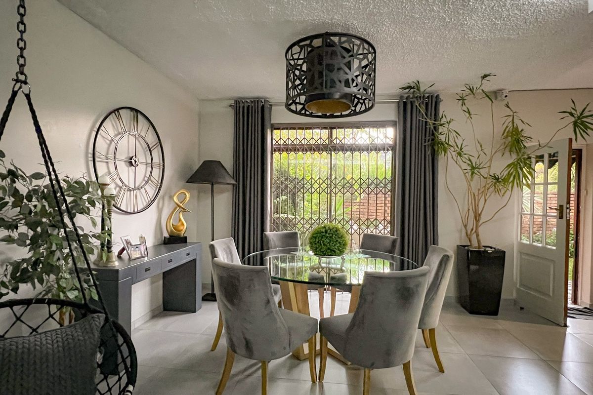 3 Bedroom family Home to Rent in Gated Complex - Photo 2