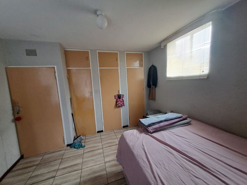 LARGEST Unit available in Top Class Arcadia - Photo 7