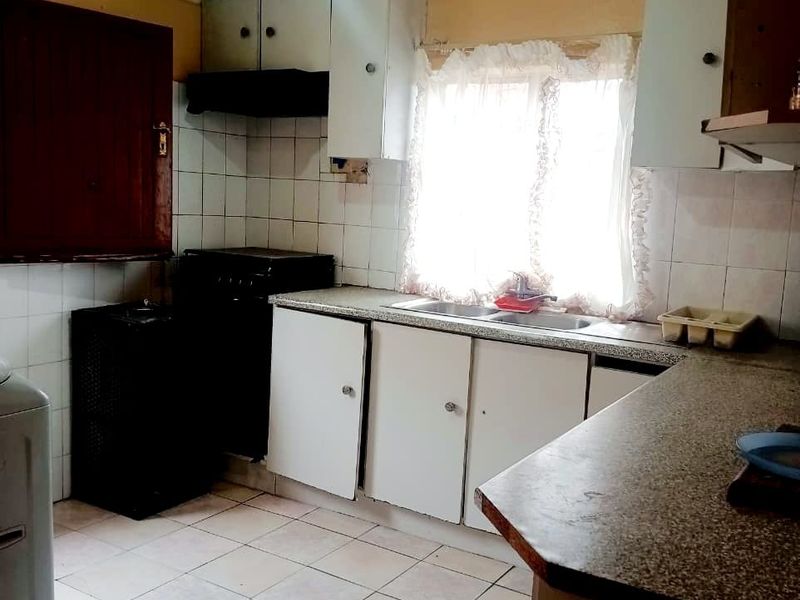 2 Bedroom House for Sale in Mdantsane - Photo 10