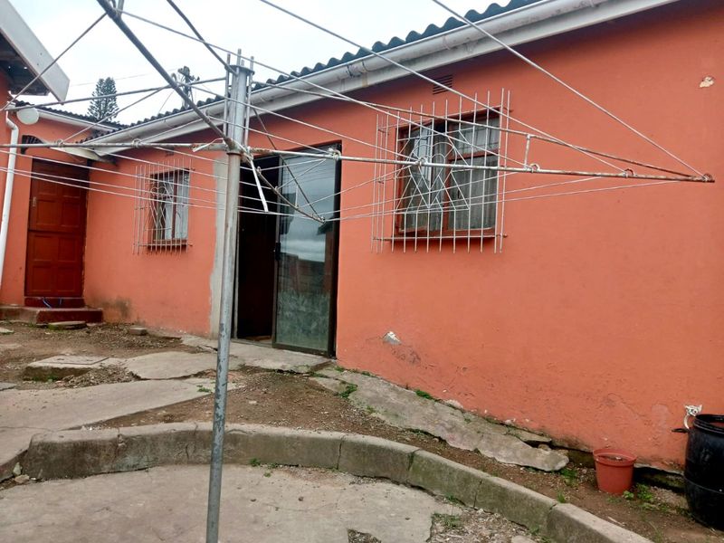 2 Bedroom House for Sale in Mdantsane - Photo 2