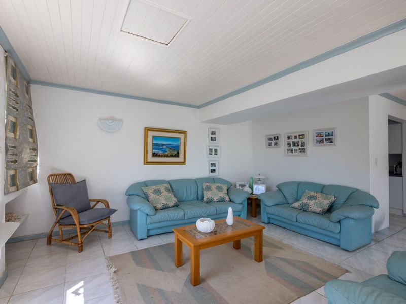 North Facing Coastal Home Steps from the Beach | Seaside Longships, | Plettenberg Bay - Photo 4