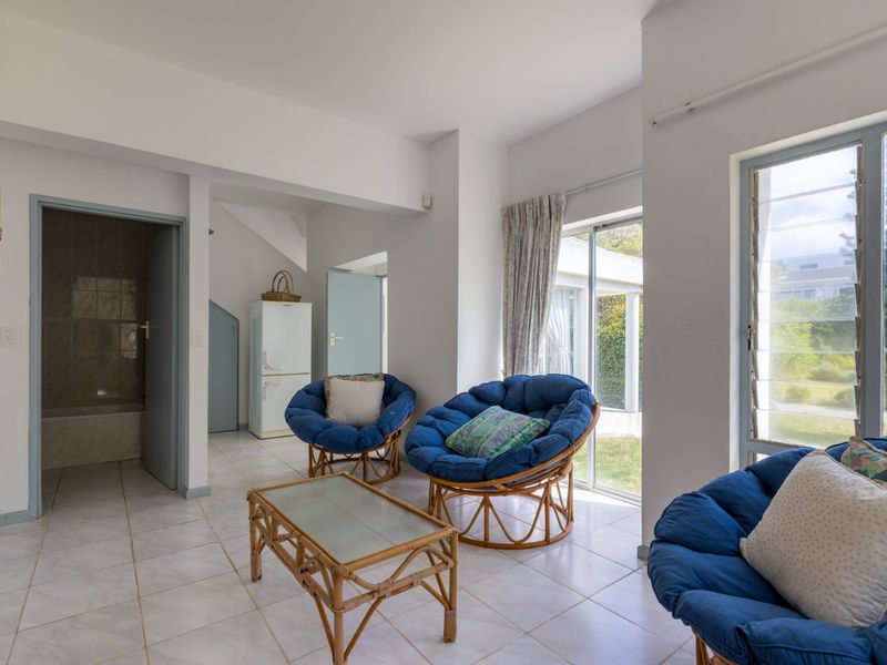 North Facing Coastal Home Steps from the Beach | Seaside Longships, | Plettenberg Bay - Photo 7