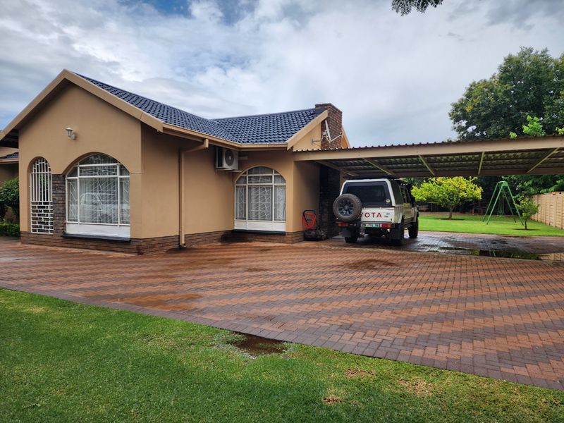 DUEL LIVING IN FLAMWOOD - Photo 7