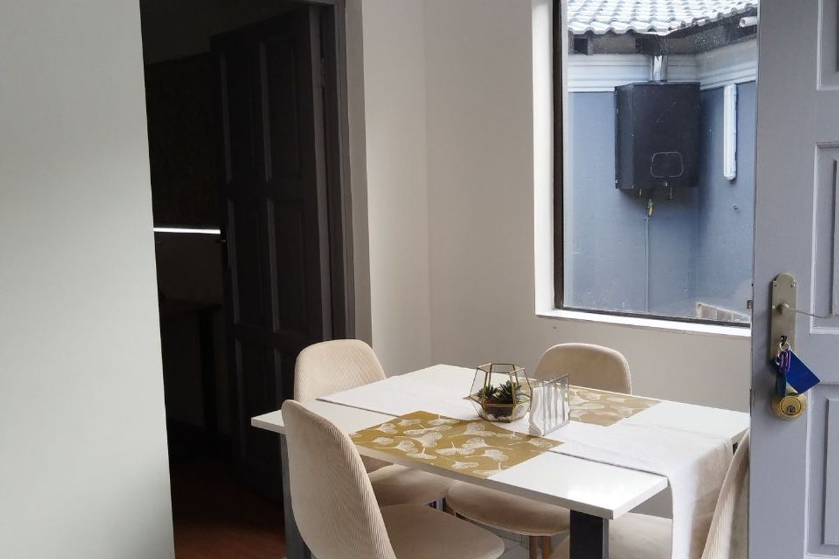 Modern and Private apartment! Available Now! - Photo 4