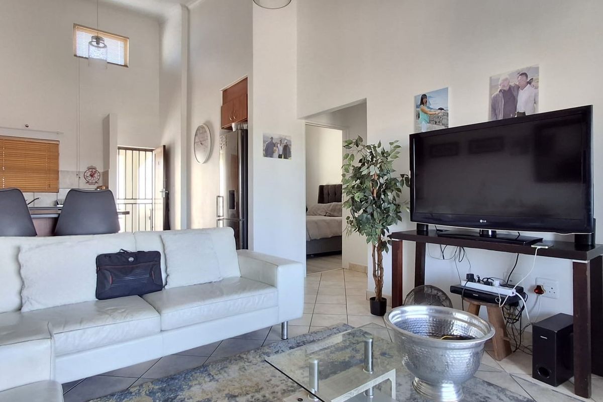 DESIGNED TO DELIGHT - Photo 4