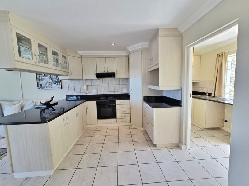 Big on space, big on views, zero on stress — the ultimate coastal lock-up-and-go in Cola Beach. - Photo 3