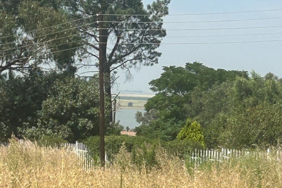 PRIME VACANT LAND - Photo 3