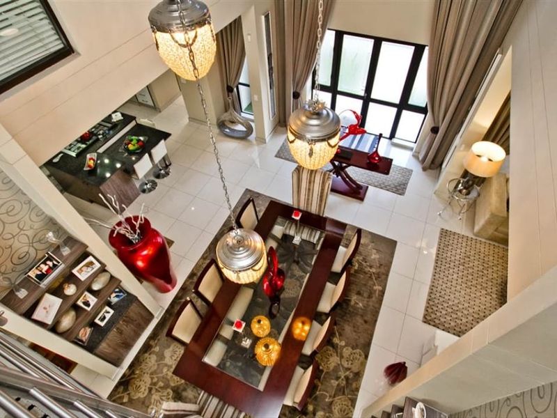 Charming and Secure Home in Prestigious Wrenrose Estate - Photo 6